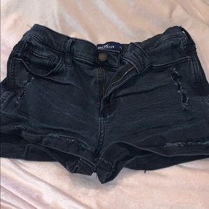 Black Hollister High Rise Short 3”